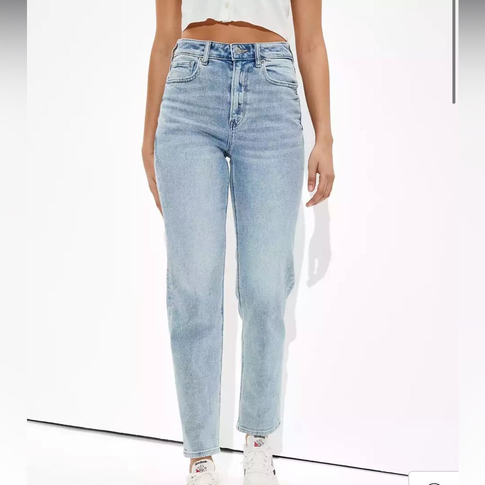 AE  Mom Jean Short Size 0